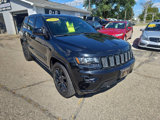 Used 2019 Jeep Grand Cherokee Altitude image 2