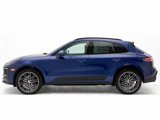 Certified 2024 Porsche Macan image 2