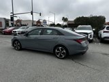 Certified 2022 Hyundai Elantra Limited image 3