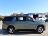 Used 2023 Chevrolet Suburban Premier image 6