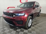 New 2025 Jeep Grand Cherokee Laredo w/ Luxury Tech Group I image 3