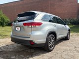 Used 2019 Toyota Highlander XLE image 5