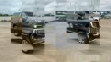 Used 2025 GMC Yukon XL Denali image 2