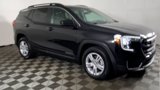 Used 2022 GMC Terrain SLE w/ Driver Convenience Package image 3