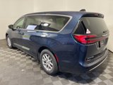 New 2025 Chrysler Pacifica Select image 4