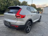 Used 2024 Volvo XC40 B5 Core image 5