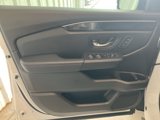 Used 2025 Honda Pilot Black Edition image 4