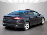 Used 2015 Ford Fusion SE image 5