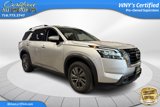 Used 2025 Nissan Pathfinder SV image 3