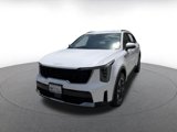 Used 2024 Kia Sorento S image 5