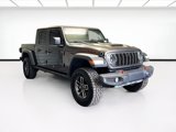 Used 2024 Jeep Gladiator Mojave w/ Technology Group image 3