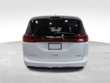 Used 2024 Chrysler Pacifica Touring-L image 4