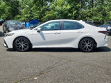 Used 2023 Toyota Camry SE image 2