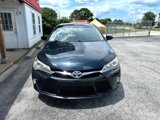 Used 2017 Toyota Camry SE image 2