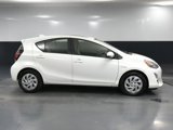Used 2016 Toyota Prius C One image 3
