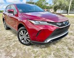 Used 2022 Toyota Venza LE image 3