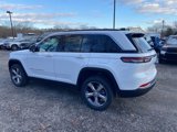 New 2025 Jeep Grand Cherokee Limited w/ Luxury Tech Group II image 4