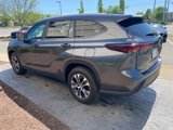 Used 2024 Toyota Highlander XLE image 5