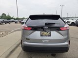 Used 2024 Ford Edge SE image 6