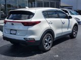 Used 2022 Kia Sportage LX image 4