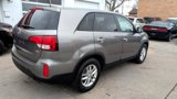 Used 2014 Kia Sorento LX image 5