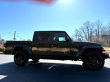 Used 2021 Jeep Gladiator Sport image 3