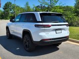 New 2025 Jeep Grand Cherokee Altitude image 6
