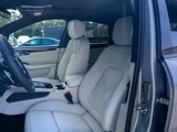 Certified 2025 Porsche Macan image 5