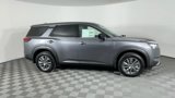 New 2025 Nissan Pathfinder S image 3
