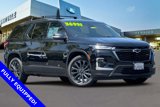 Used 2023 Chevrolet Traverse RS w/ LPO, Cargo Package image 2