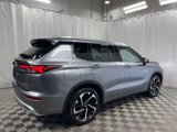 Used 2023 Mitsubishi Outlander SEL image 3