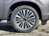 New 2025 INFINITI QX80 Luxe image 3