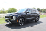 Used 2023 Mitsubishi Outlander SEL 40th Anniversary image 3