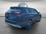 Used 2024 Mitsubishi Outlander AWD image 3