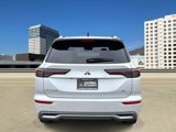 New 2025 Mitsubishi Outlander SEL image 3