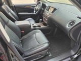 Used 2020 Nissan Pathfinder Platinum image 5