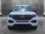 Used 2023 Ford Explorer XLT image 2