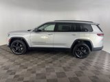 Used 2023 Jeep Grand Cherokee L Limited w/ Black Appearance Package image 5
