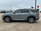 New 2025 Nissan Pathfinder Platinum image 5