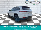 New 2025 Jeep Grand Cherokee Altitude image 5
