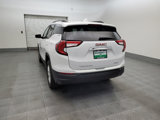 Used 2023 GMC Terrain SLE w/ Driver Convenience Package image 6