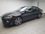 Used 2020 Nissan Altima 2.5 SR image 2