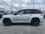 New 2025 Jeep Grand Cherokee Summit image 4