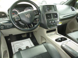 Used 2018 Dodge Grand Caravan SXT image 4