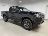 Used 2025 Nissan Frontier SV image 3