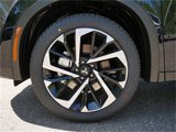 New 2025 Mitsubishi Outlander SE image 3