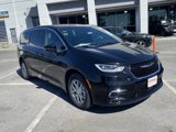 New 2025 Chrysler Pacifica Select image 2