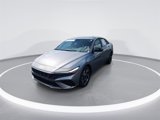 Used 2025 Hyundai Elantra Sport image 3