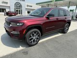 New 2025 Jeep Grand Cherokee Limited image 4
