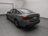 Used 2023 Nissan Altima 2.5 SV image 3